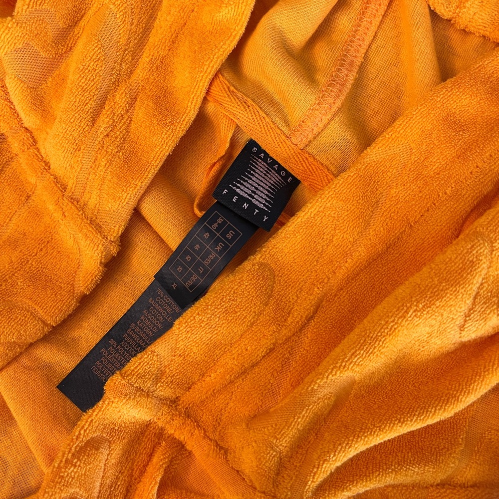 Savage X Fenty Orange Textured Robe Mens Size XL SOFT NWT